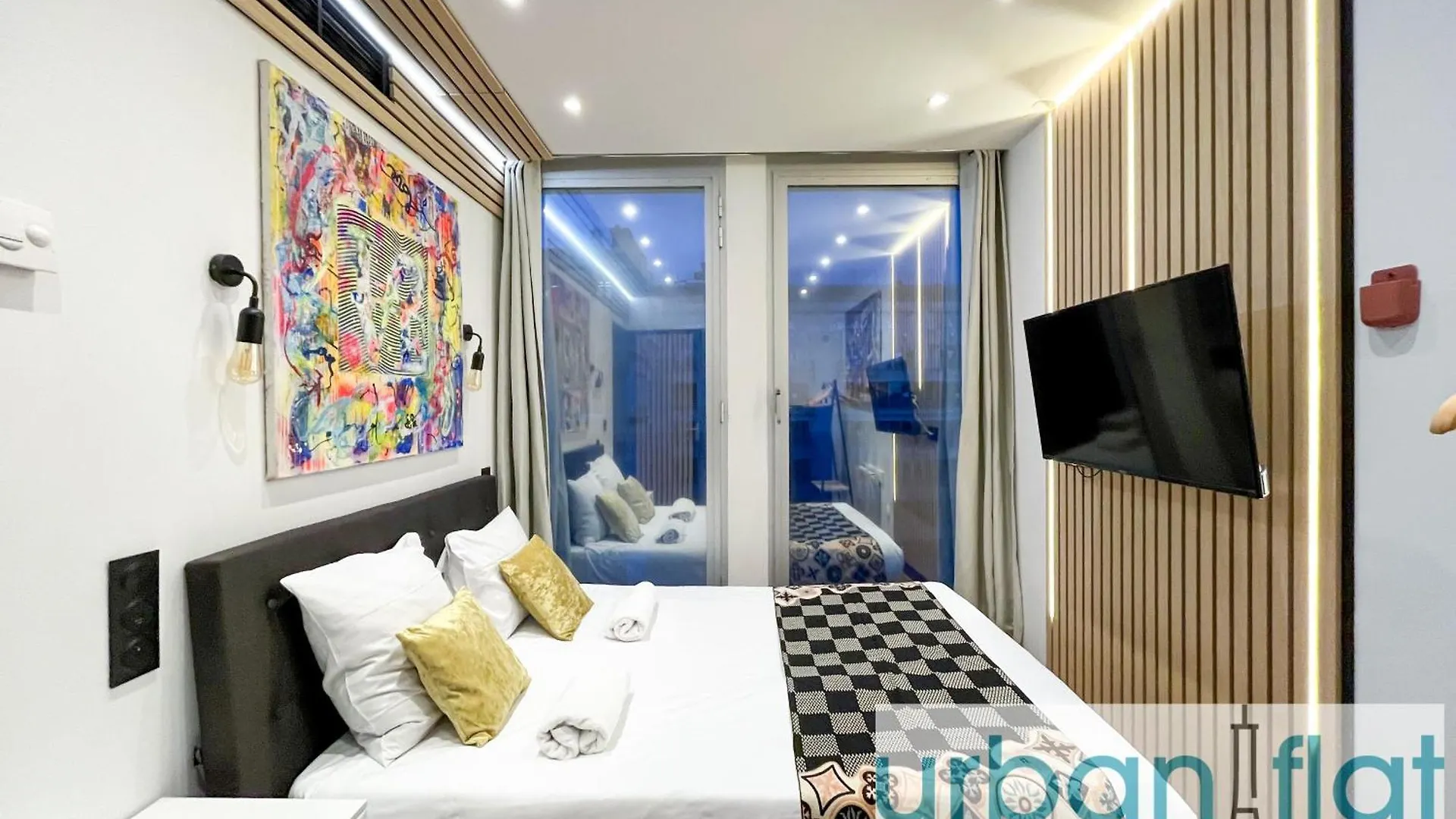 Urban Flat 129 - Sublime Art Love Champs-Elysees Paris Daire