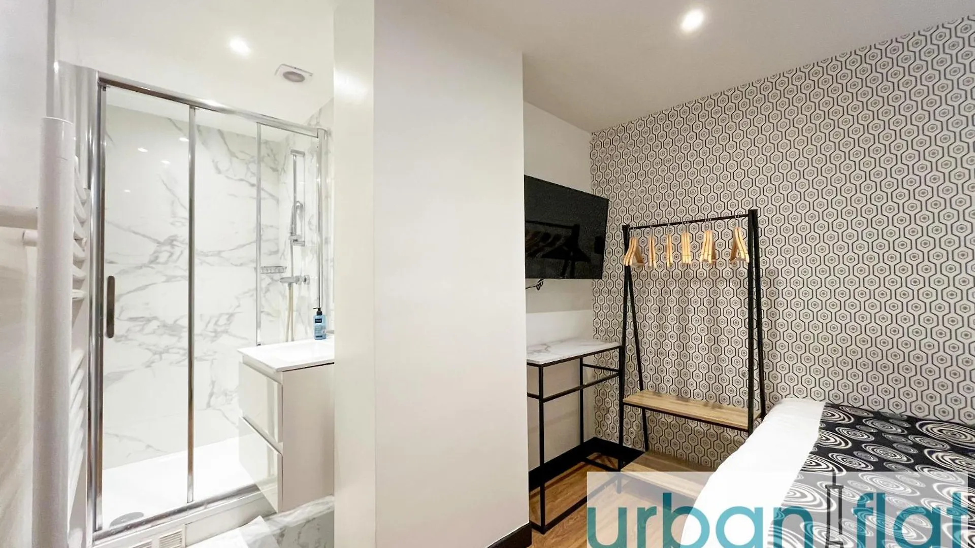 Urban Flat 129 - Sublime Art Love Champs-Elysees Paris Daire